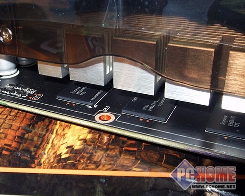 索泰GTX550Ti雷霆狂降200还送充值卡