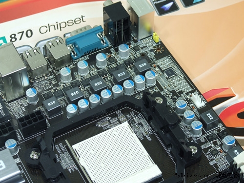 扎实五项供电!双敏全固大板870仅售449元!