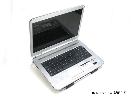 另类造型 体验九州风神皓月IV的降温之旅