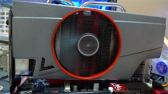 默电核心飚1G 看网友HD6770低温超频