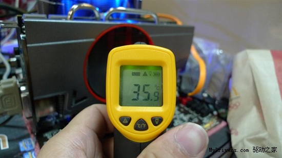 默电核心飚1G 看网友HD6770低温超频