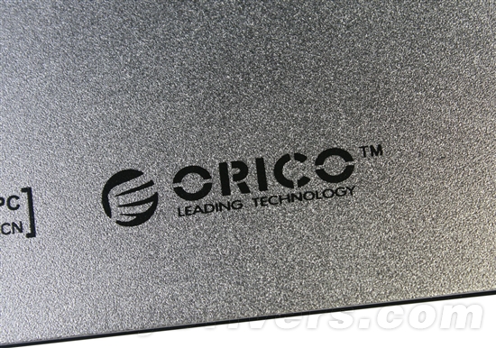 传输更快捷 ORICO移动硬盘抽取盒评测
