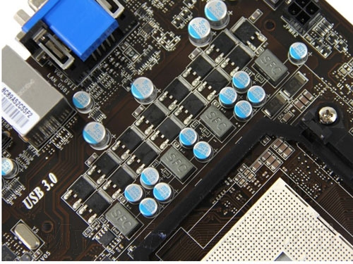 谁将驾驭A8？本月主流A75主板大盘点