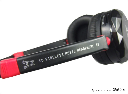 乐自由我:欧越插卡式音乐耳机上市