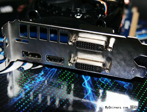 性能至强价不高 游戏高手R6750仅售699