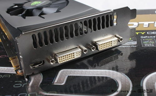 全固态3年保 纯公版GTX550Ti仅799