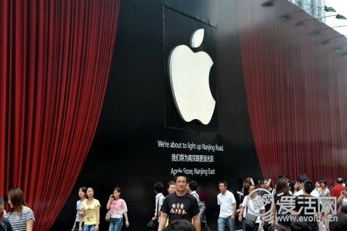 潜行狙击 初探苹果Apple Store南京东路店