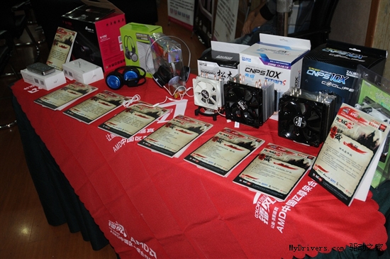 双核卡王发布 ROMC频定锦官城回顾