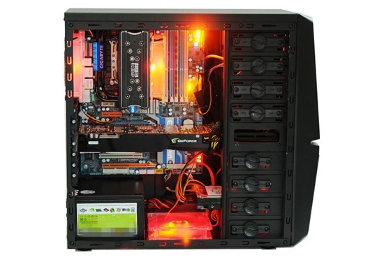 炫光出彩 超频三雷暴2000 U3旗舰版