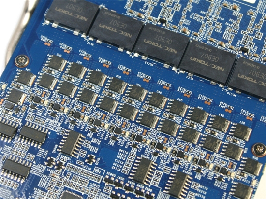 风冷核心飚1GHz!技嘉最强GTX 580评测