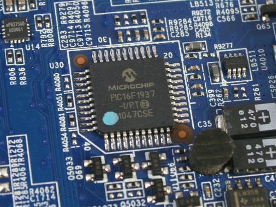 风冷核心飚1GHz!技嘉最强GTX 580评测