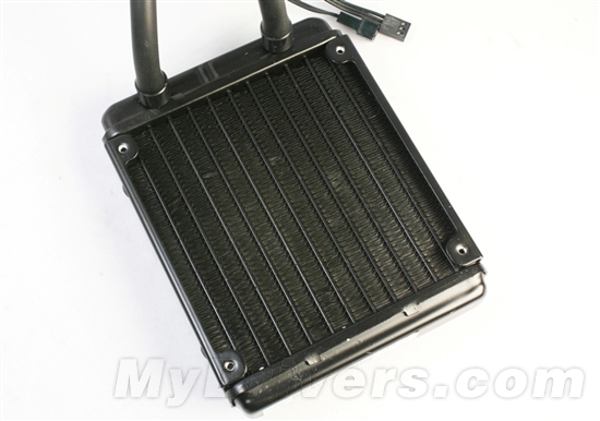 系出名门 鲨鱼高手688LC水冷散热器评测