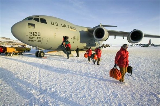 七座环境最极端机场：南极海冰跑道居首