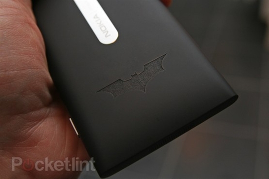 酷劲十足 Lumia 800蝙蝠侠限量版图赏