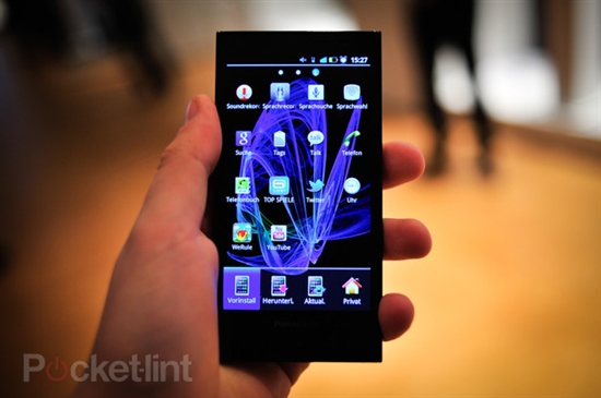 DeFy算个啥 松下发布军工三防新机Eluga