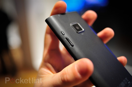 DeFy算个啥 松下发布军工三防新机Eluga