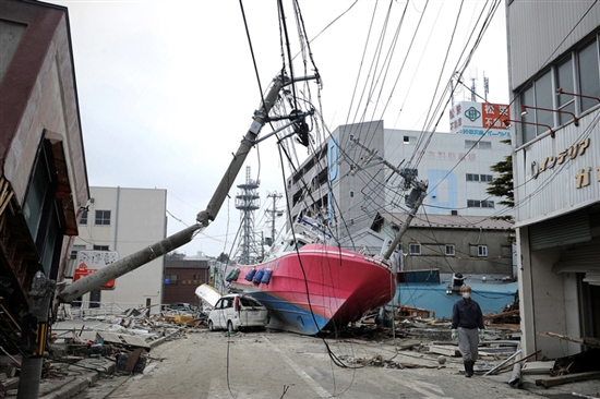 图集：日本大地震一周年今昔对比