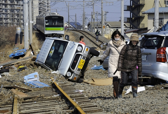 图集：日本大地震一周年今昔对比