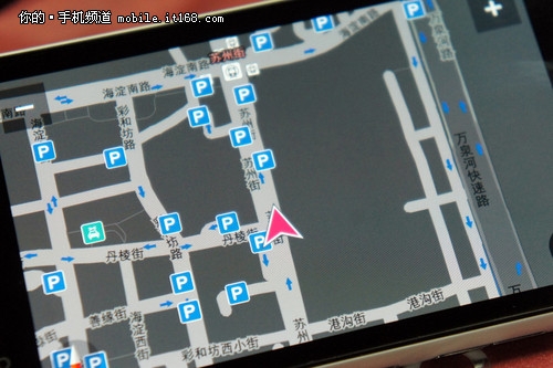 WP7里程碑之作 诺基亚Lumia 900首发评测