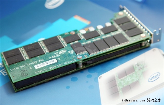 Intel发布首款PCI-E固态硬盘：五层PCB 800GB