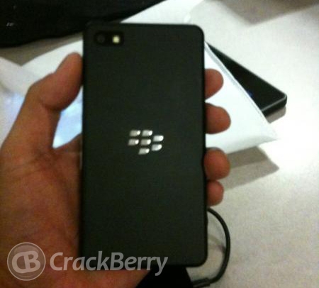黑莓10智能手机原型曝光