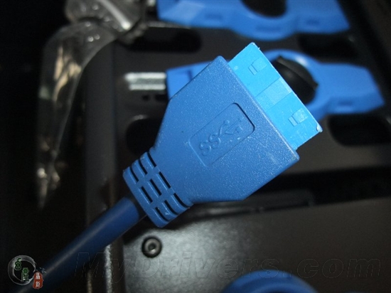 原生USB3.0 网友测试雷德曼剑圣机箱