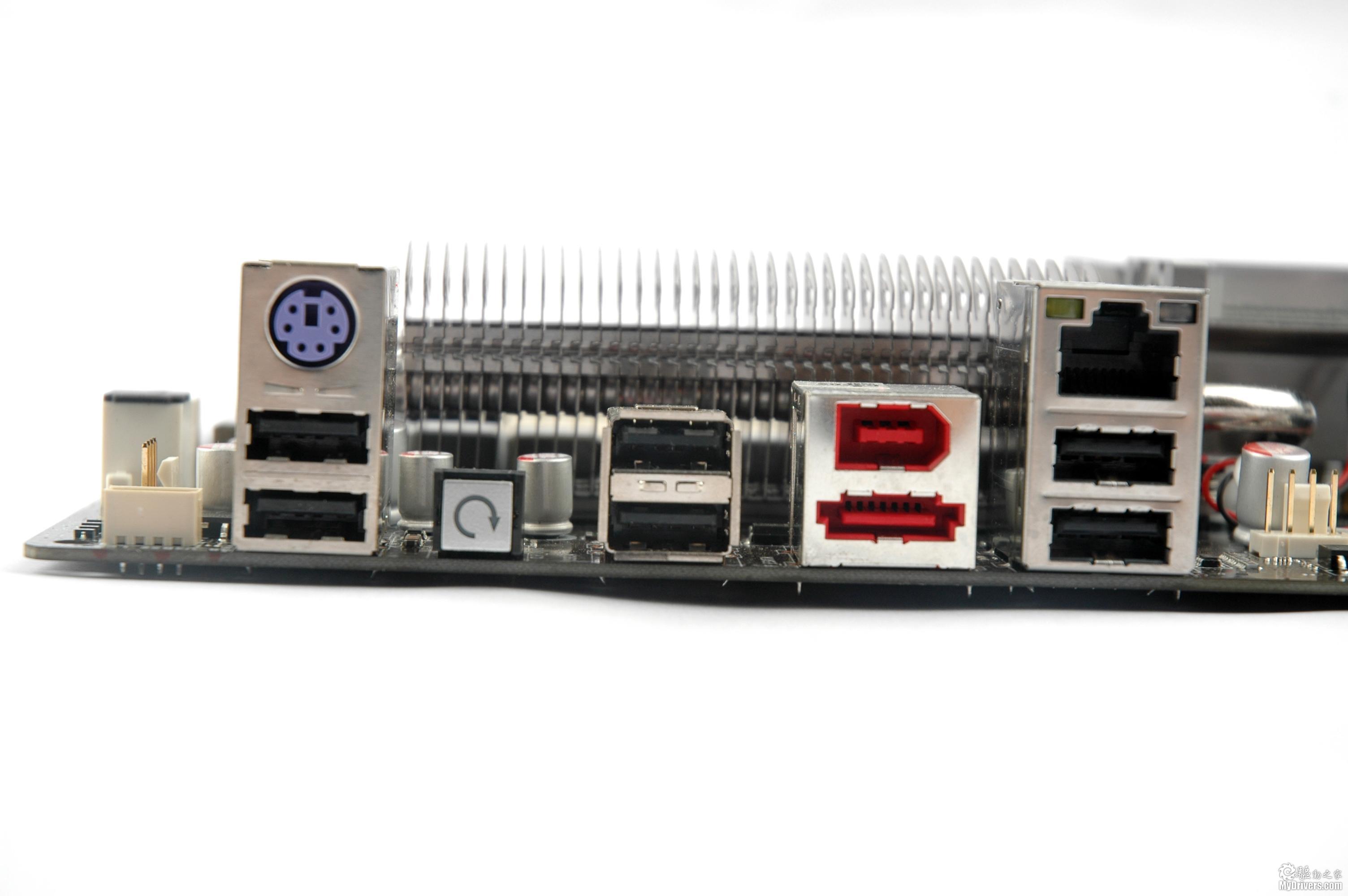 3a平台最高端华硕amd芯片组玩家国度主板评测