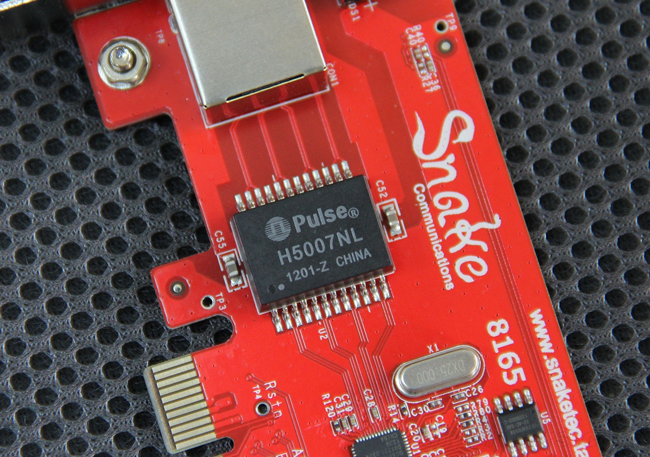 笔记本电脑,超轻薄笔电(ultrabook),计算机扩展基座(cradles/port