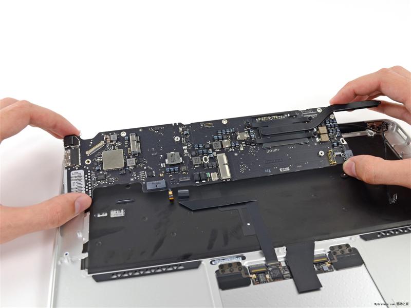内部大变样 新macbook air大卸八块