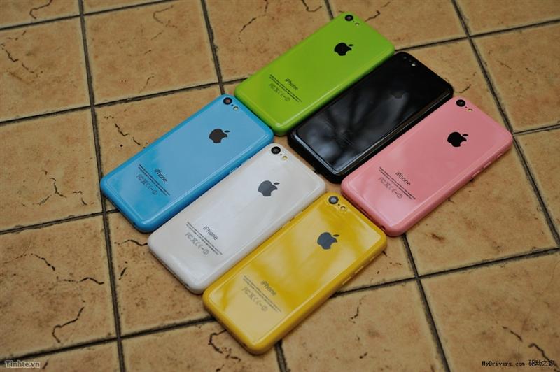 组图:"iphone 5c"全家福 第六色现身