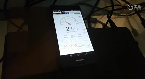 PS4 Slim�����������ԣ�����������