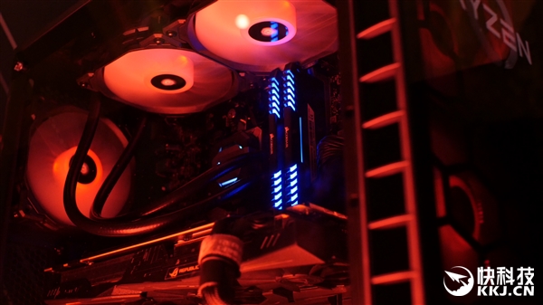 AMD 6��12�߳�Ryzen��ϲ�ع⣺���ܱ뺷