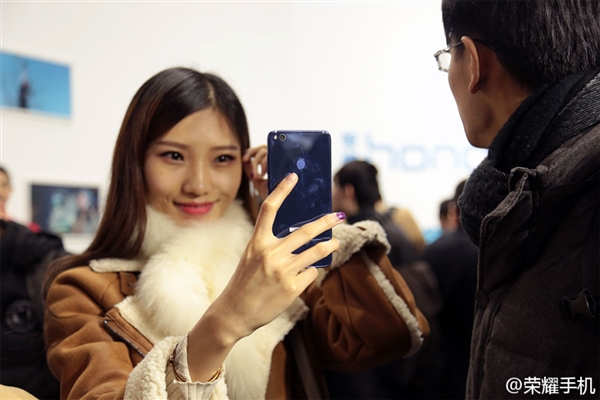 1099ԪŮֻΪҫ8ഺ棺̫