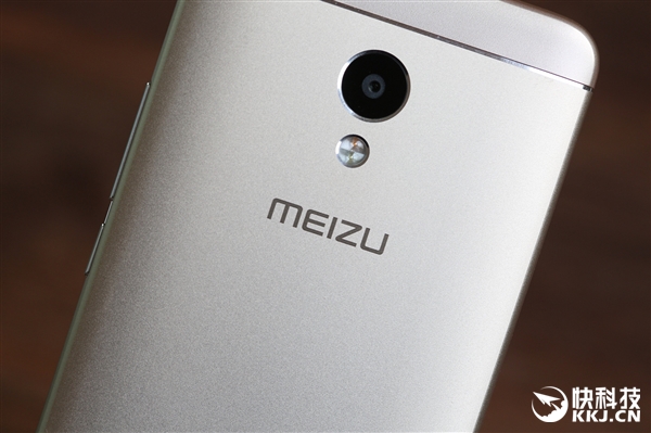 ����5s��è��װ���䣺85������Ѫ+1��mAh�ƶ���Դ