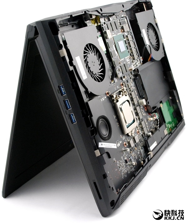 AMD Ryzen����CPU�ʼǱ���Intel��һ��ɽͷ��Χ