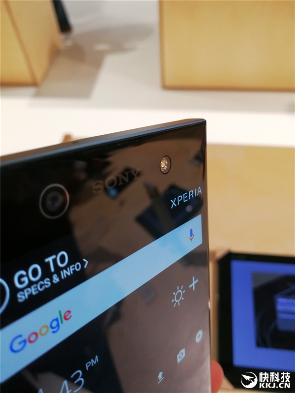 �ޱ߿��ޣ�����XA1 Ultra����ͼ�ͣ�˧��