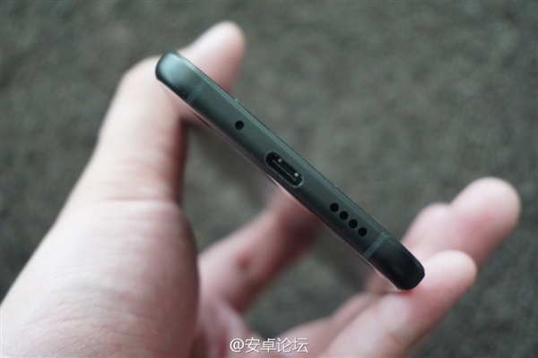 ���������� С��5c���ͼ�ͣ��ڱ߹�խ��