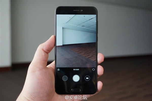 ���������� С��5c���ͼ�ͣ��ڱ߹�խ��