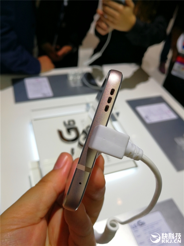 LG G6���ͼ�ͣ�18:9ȫ��Ұ��Ļ