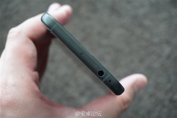 ���������� С��5c���ͼ�ͣ��ڱ߹�խ��