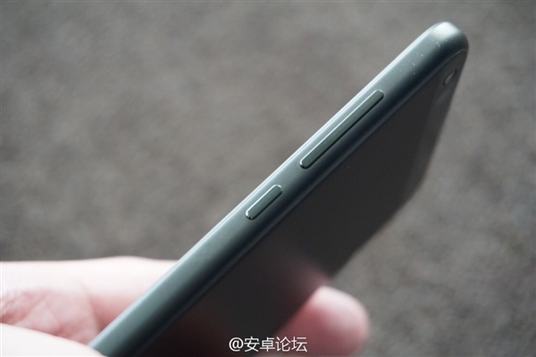 ���������� С��5c���ͼ�ͣ��ڱ߹�խ��