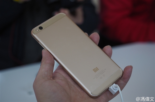 ���������� С��5c���ͼ�ͣ��ڱ߹�խ��