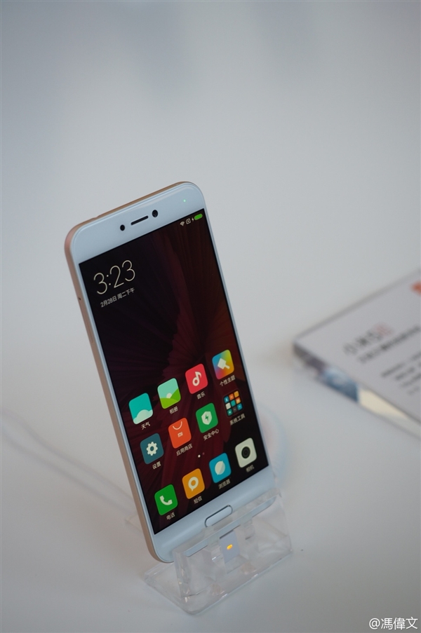 ���������� С��5c���ͼ�ͣ��ڱ߹�խ��