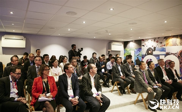 ����ȫ���׷�e-SIM�ʼǱ�������ʵ��SIM����ʱ����