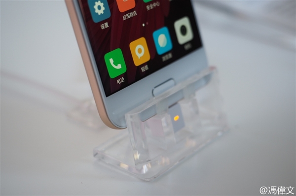 ���������� С��5c���ͼ�ͣ��ڱ߹�խ��