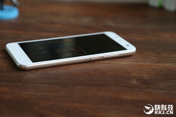 Ů������ӱ���� ivvi V1���䣺����֧�ֻƽ�LTE