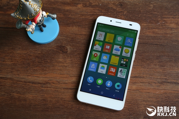 Ů������ӱ���� ivvi V1���䣺����֧�ֻƽ�LTE