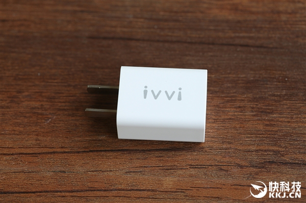 Ů������ӱ���� ivvi V1���䣺����֧�ֻƽ�LTE