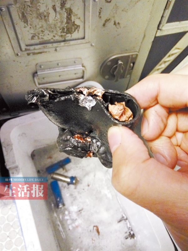 ɻ30Ӻ ر״̬µĳ籦