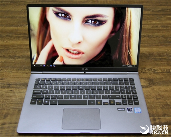 1090�˼����ᱡ��LG gram 15Z970����濪��ͼ��